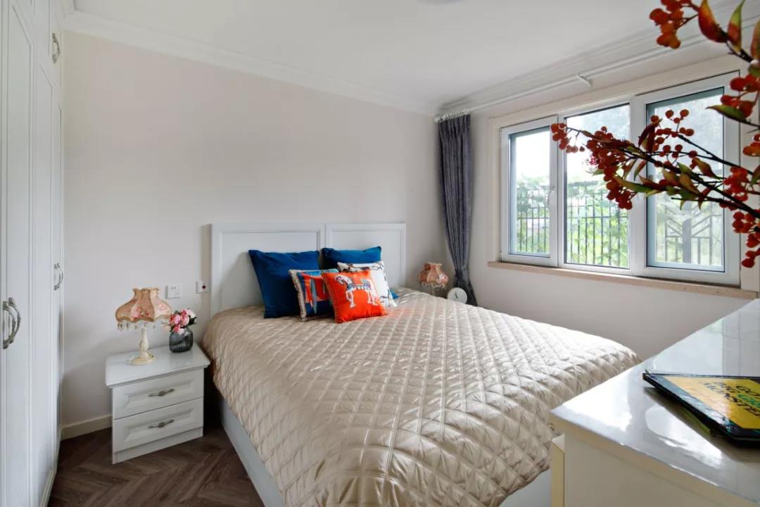 新中式极简轻奢风格10w,90简约轻奢风家具