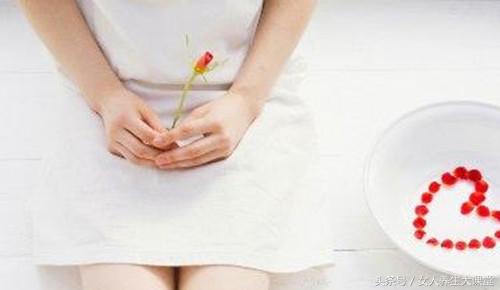 刚走了大姨妈，又迎来妇科病，这4个征兆你中标了吗？