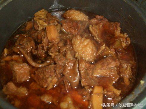 为啥炖出来的牛肉柴的很,牛肉怎么炖才软烂不发柴的关键