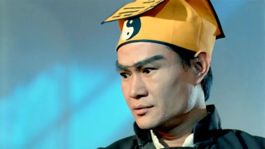 林正英僵尸电影排行第一名是谁啊,香港经典僵尸电影解说林正英