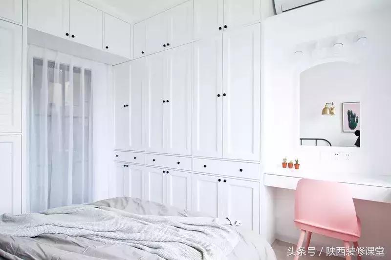 三个卧室的衣柜定制多少钱,卧室衣柜成品好还是定制的好