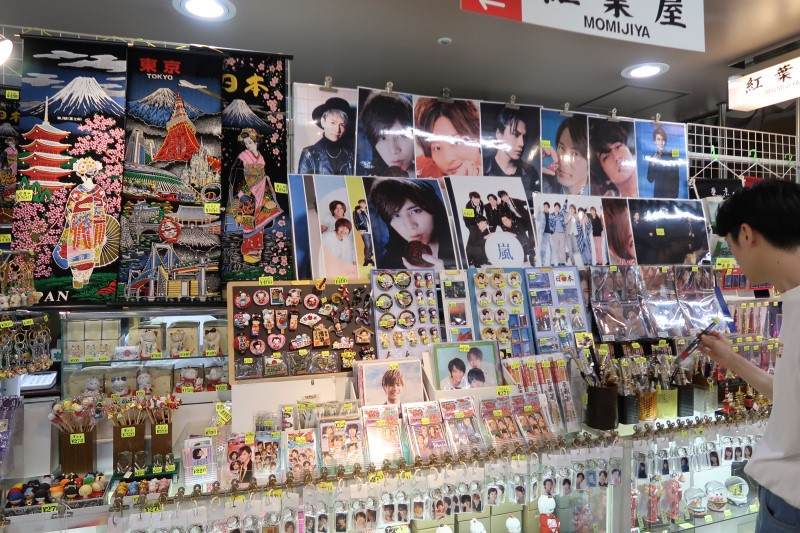 原来SM，YG，JYP这三大公司的周边产品，都比不过BT21的人气！