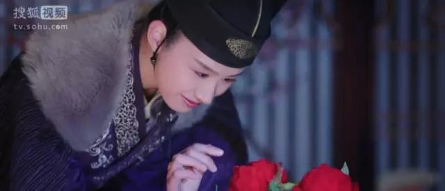 文能妙笔生花武能独步天下,文能提笔赋诗武能舞剑成魔