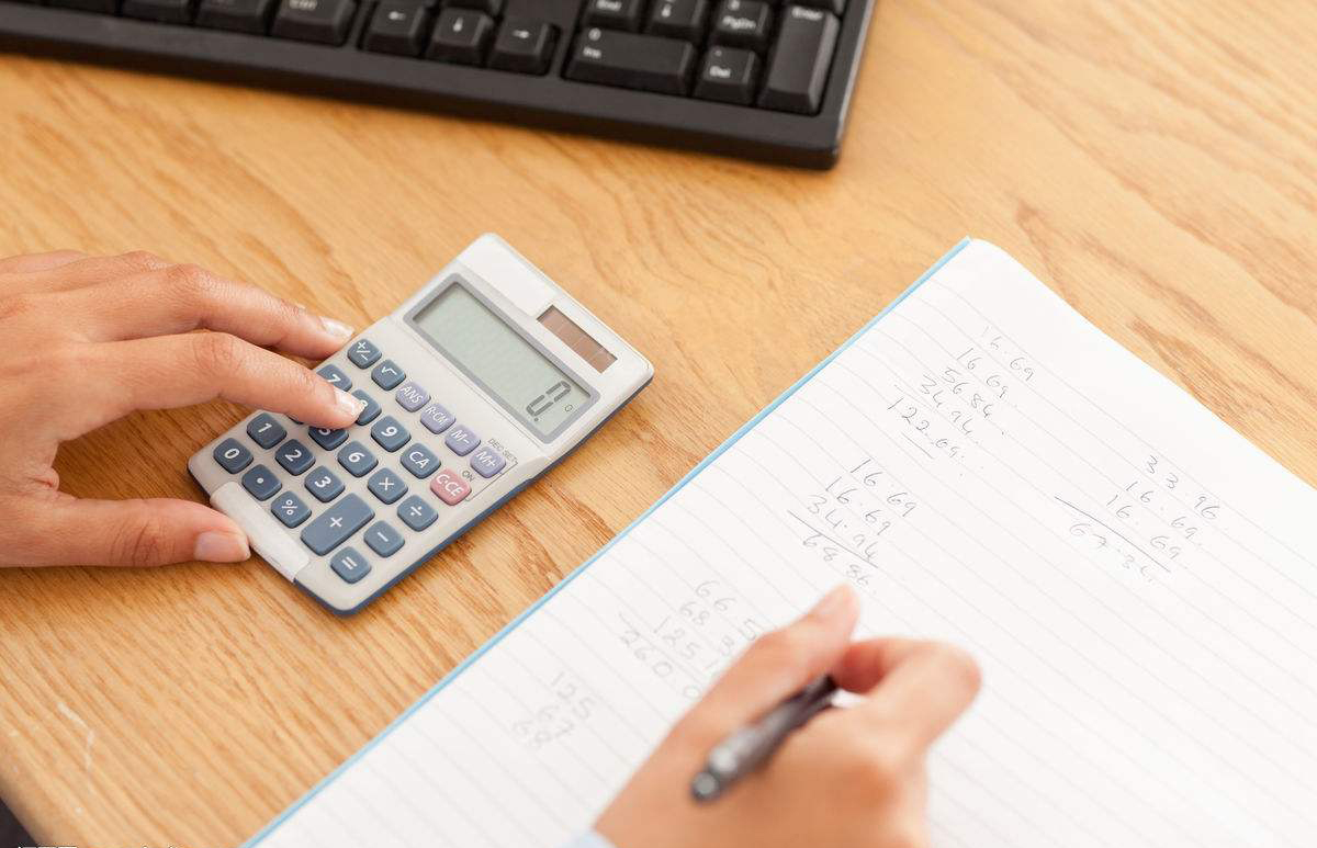 小学生作业10元一分,数学作业20以内加减法