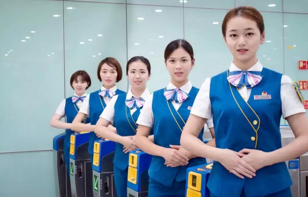 10号线一周年｜芙蓉花开，走进10号线绽放的365天