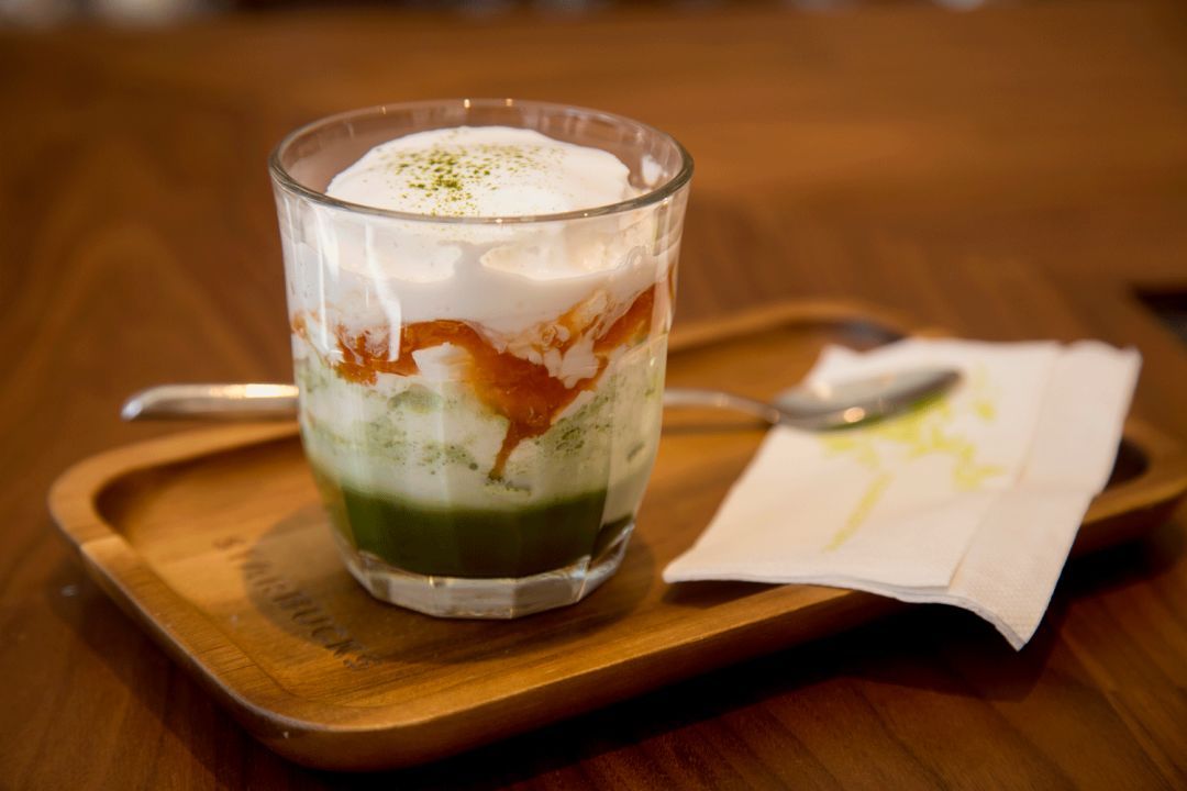 探访星巴克门店,首家社区星巴克