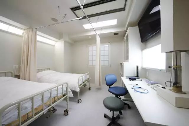 日本酒店允许未成年人入住吗,日本酒店未成年人入住