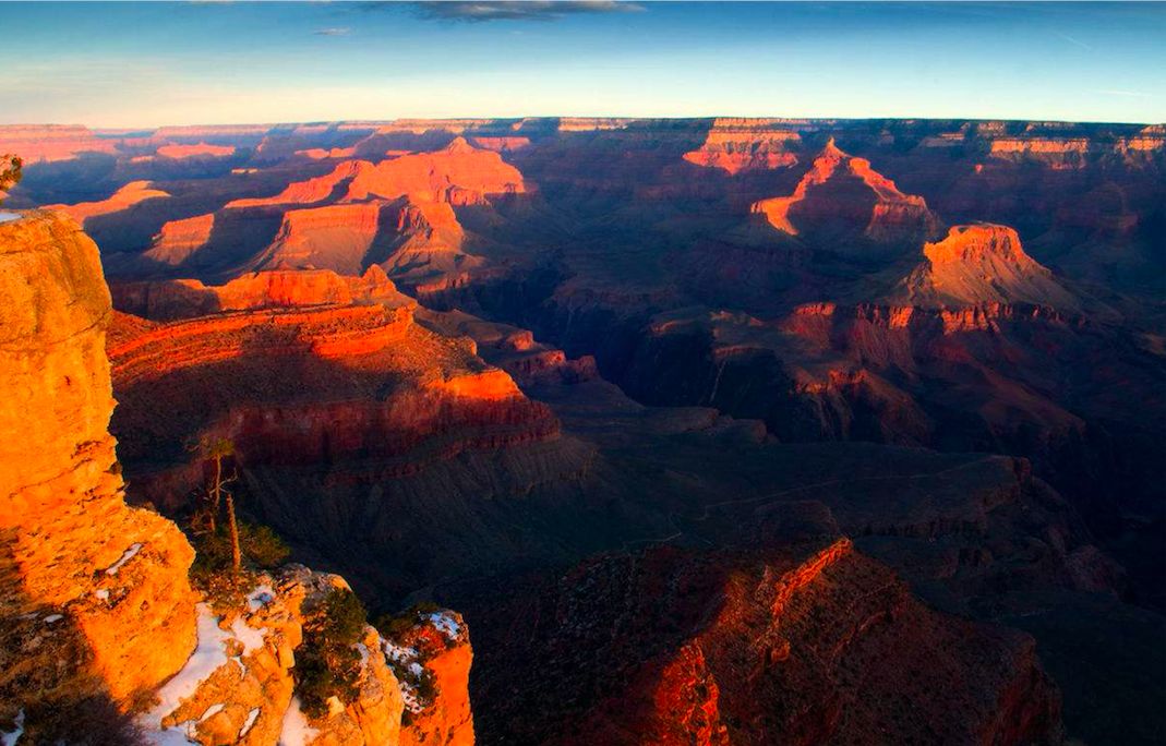 现在出国都是穷人吗,穷人出国能翻身吗