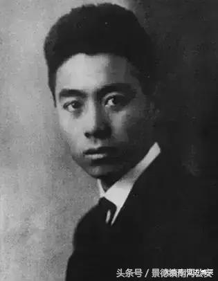 毛*东泽***少奇刘**也是学霸，*云陈**为何自称永远是小学生，看看*共中**第一代领导集体的学历