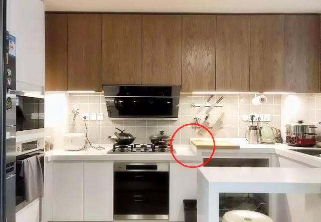 厨房装修必装的东西,装修厨房水电布局及尺寸图