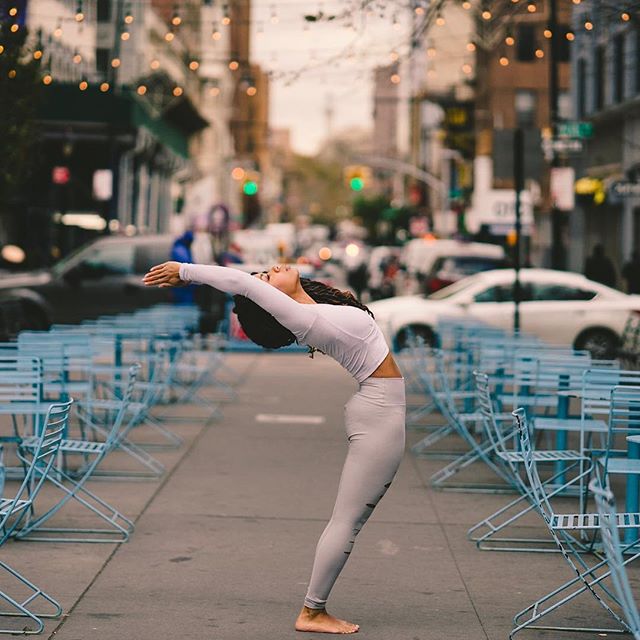 背部肿了怎么办,使背部更薄的瑜伽体式