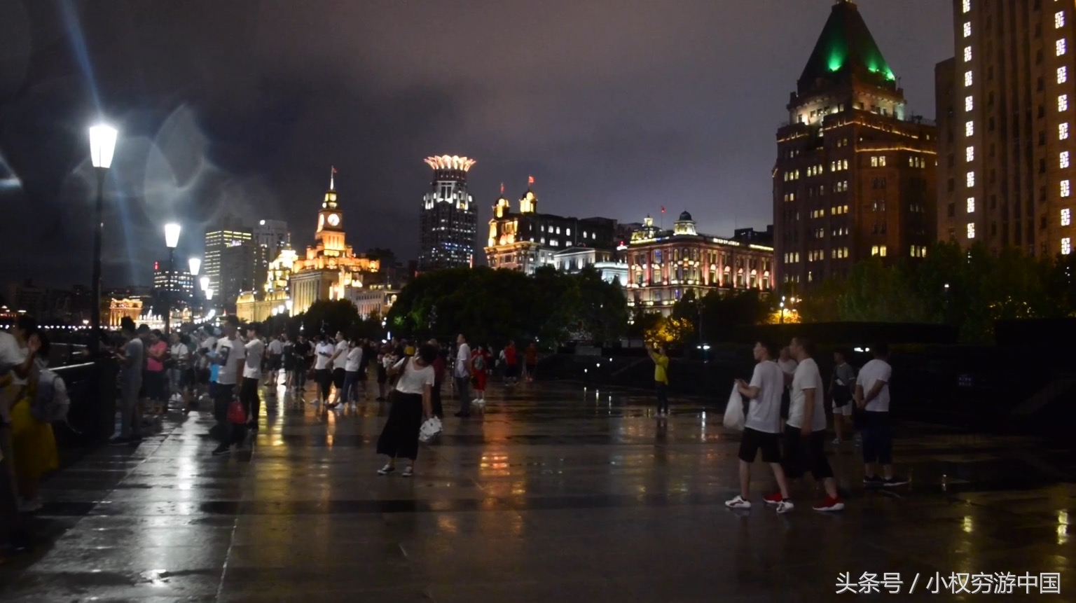 上海外滩夜景视频完整版,上海外滩的夜景真的很漂亮