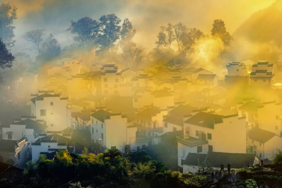 秋天的婺源什么时候去最美,秋天的婺源是色彩的天堂