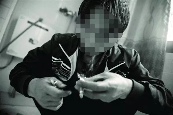 禁毒知识吸毒成瘾的三个身体特征,禁毒常见毒品的识别