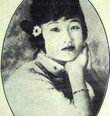 交际花一词的意思,交际花代表什么