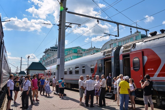 我们异地了24年，在你88岁时去莫斯科娶你——今夕传媒旅行家出品