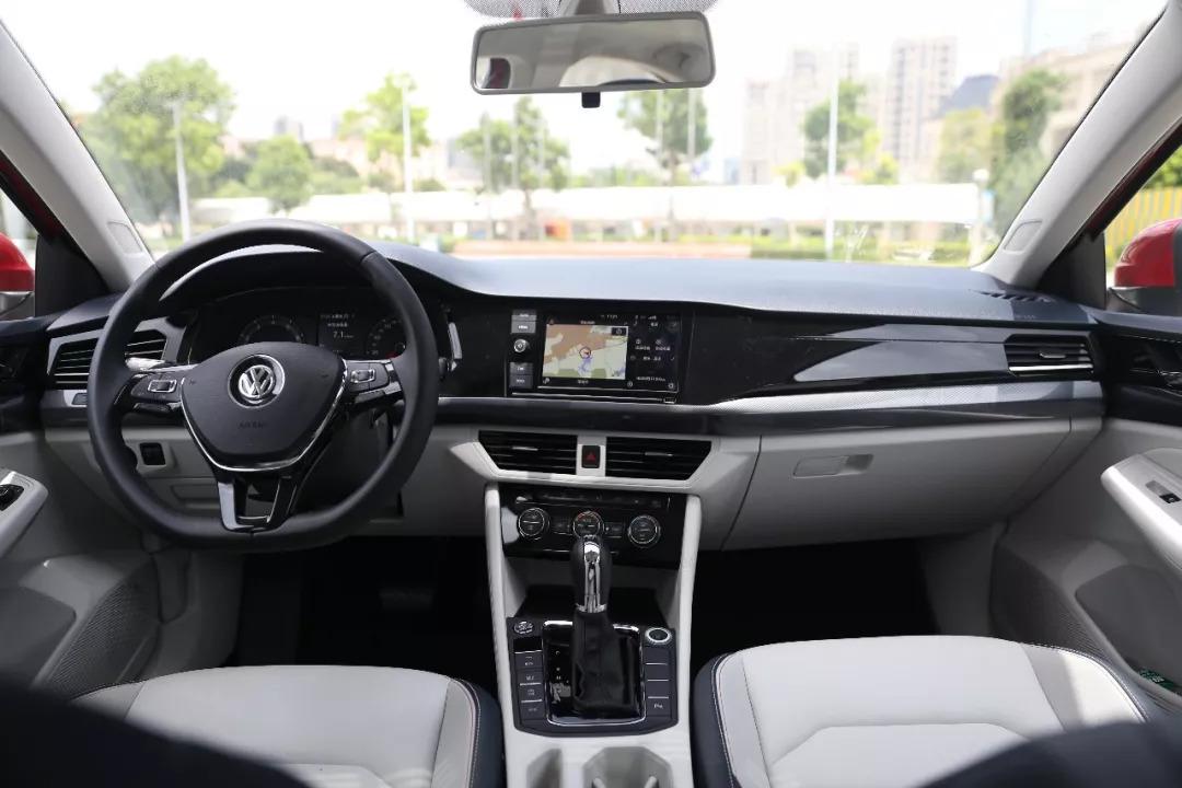 大众新款宝来mqb匹配钥匙,大众宝来mqb19年自动挡内饰