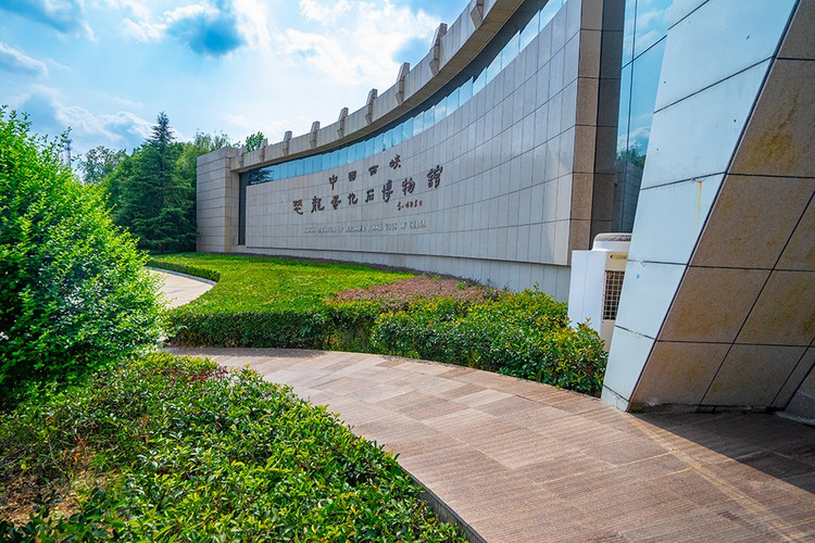 探寻自然与历史的魅力,走进大自然了解历史人文