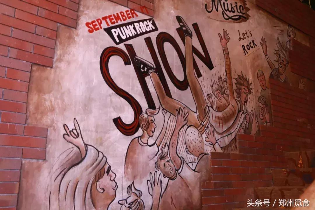 郑州开了一家超级豪华的酒吧,郑州很安静的酒吧