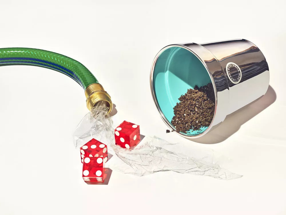 有钱就是任性！自行车我只骑爱马仕，垃圾桶我只用LV！