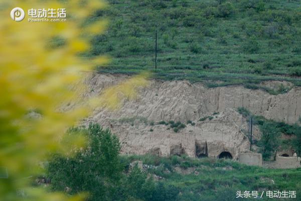 山路陡坡十八弯太刺激,山路上坡多什么电动车合适
