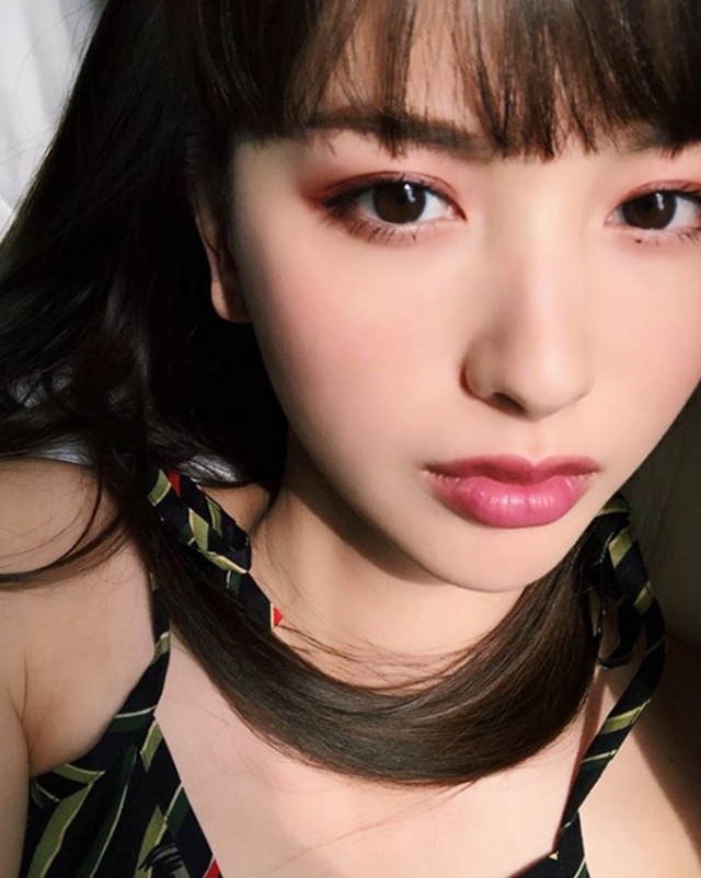 就差这几步，让你的唇膏画出美妆博主的范儿！