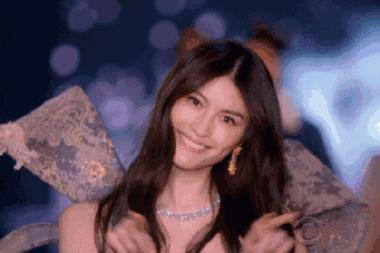 奚梦瑶刘雯同时走维密,维密刘雯奚梦瑶2018