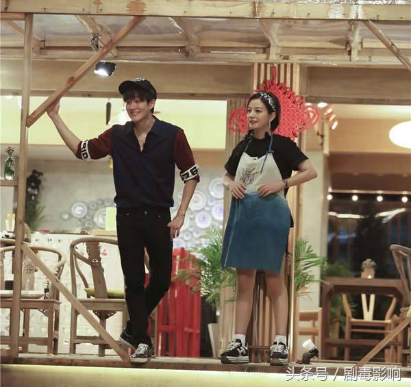 杨蓉被他化妆心速爆表，做客中餐厅吸粉无数，这位泰国帅哥太会撩