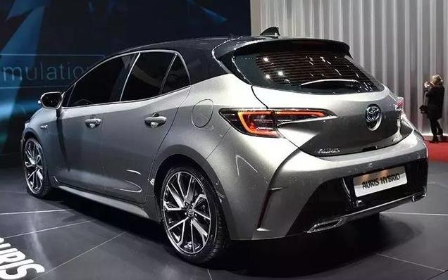 百公里油耗14算不算高,2018款卡罗拉1.2t跑长途真实感受