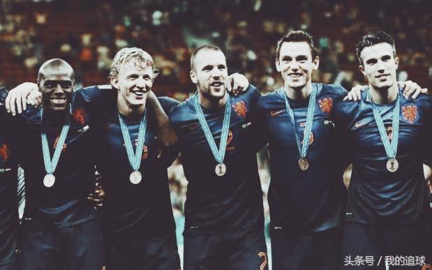 郁金香什么时候绽放,郁金香凋零