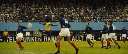 从贫民窟到亿万大亨,从穷小子开始逆袭