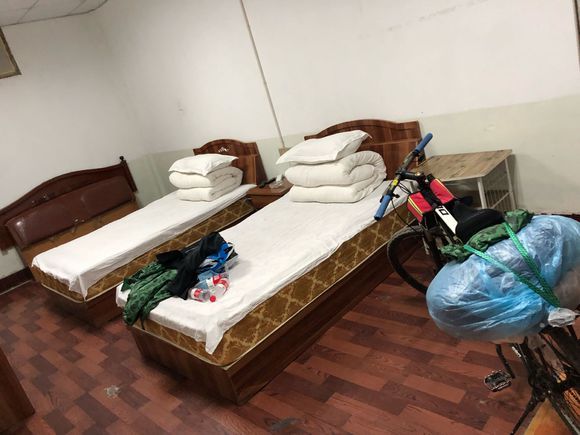 女骑士大踏板摩旅318川藏线 (318川藏线天堂之路)