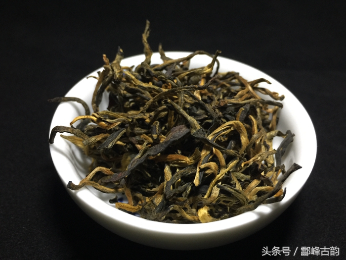 品鉴一杯红茶需要熟悉这几种香气,夏季喝红茶如何挑选红茶