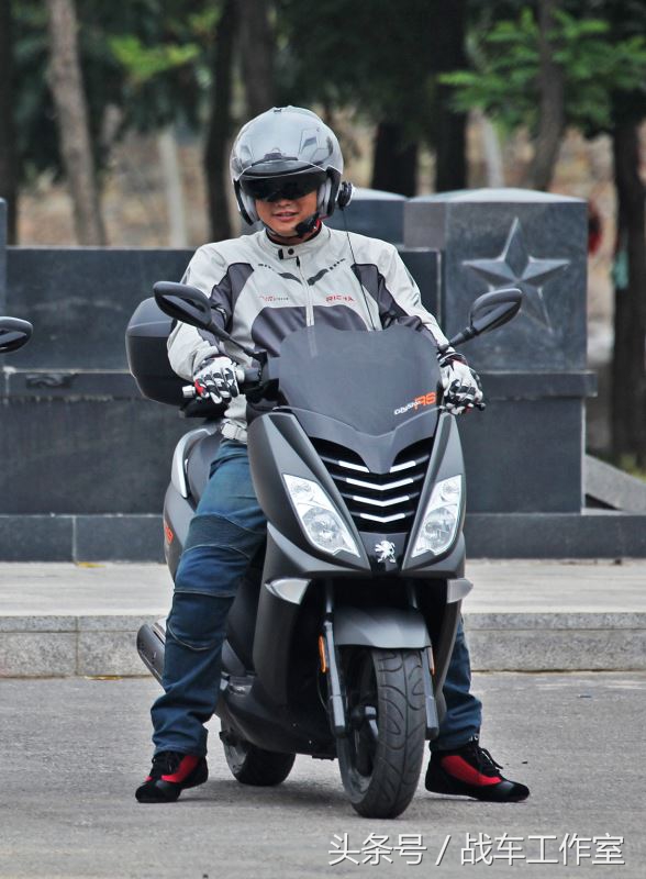 隐藏在绿化带里的罪恶,隐藏在黑暗深处的罪孽