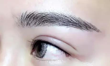 目前最流行的三种半永久眉毛,当下最流行半永久眉型