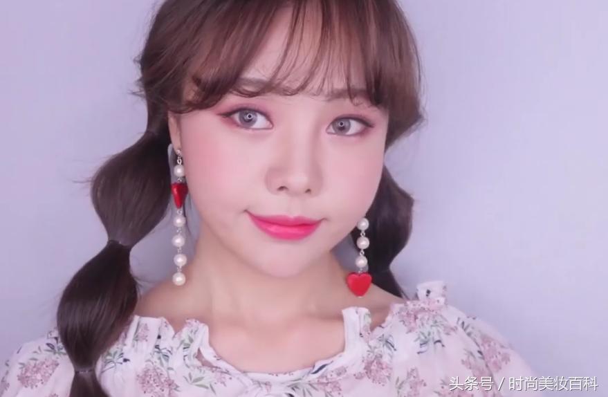 日常化妆秋季阴影妆容,化妆教程日常妆穿衣搭配