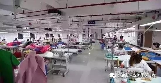 松江大型双面羊绒大衣厂家特卖会,10月24号盛大开业!