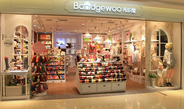 只卖袜子内裤的店挣钱吗,只卖内裤和袜子的内衣店