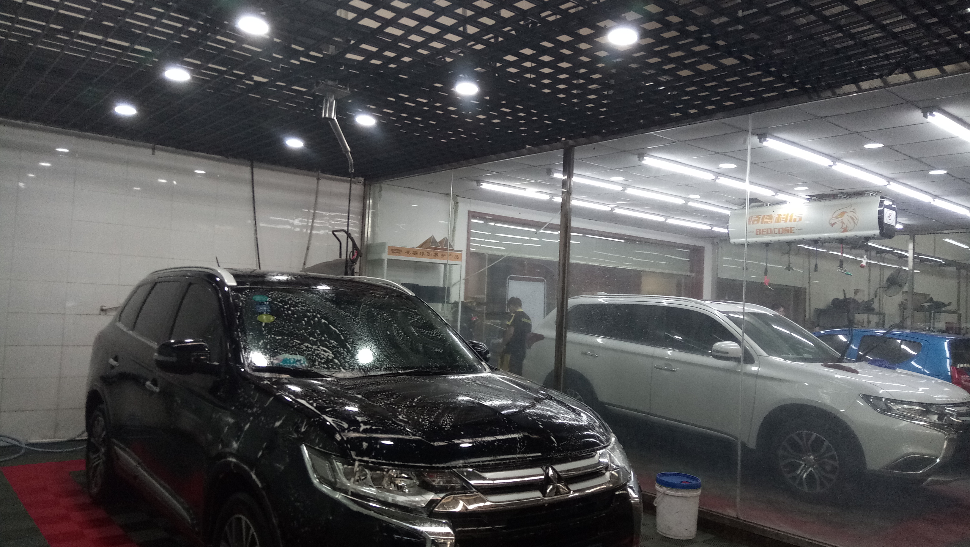 三菱欧蓝德换机油用多少,三菱欧蓝德更换胜牌机油