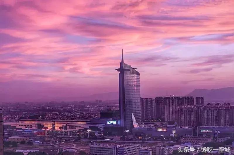 在佛山第一高的酒店举办一场浪漫奢华的法式婚宴