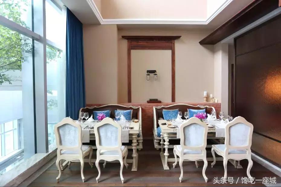 在佛山第一高的酒店举办一场浪漫奢华的法式婚宴