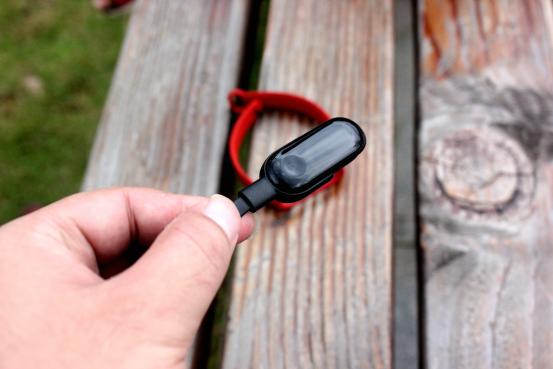 小米手环3nfc现在值得买吗,最新版的小米手环3nfc版本