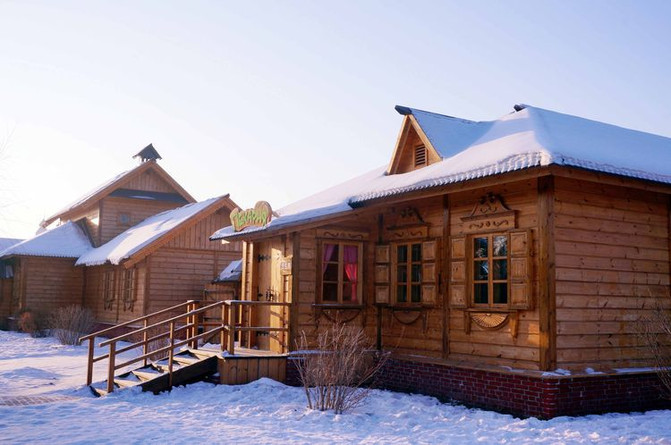 冰城伏尔加:“晴空下的雪域恋歌”让你知道旅行和旅游是两码事!