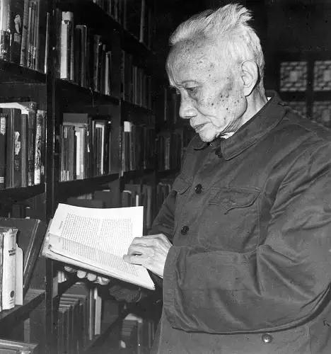 丰子恺朱光潜,朱光潜的简介和代表作品有哪些