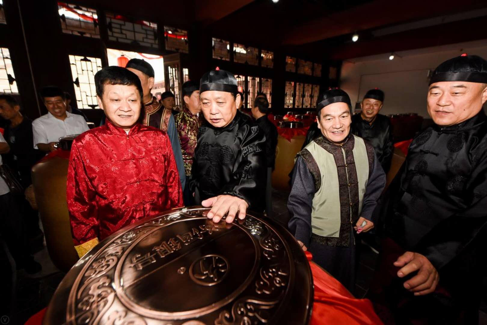 汾酒老酒清仓特价整箱年份酒,汾酒汇通天下小批量价格