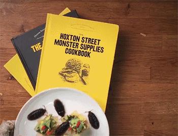 这家怪物用品商店一本正经的胡说八道，背后是竟然他们