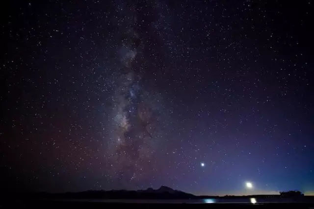 玛旁雍措圣湖之首,玛旁雍措并称西藏三大圣湖