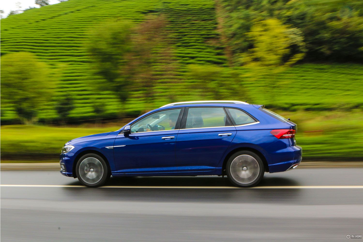 朗逸两厢版1.5自吸版2019怎么样,大众朗逸两厢版1.4t库存新车