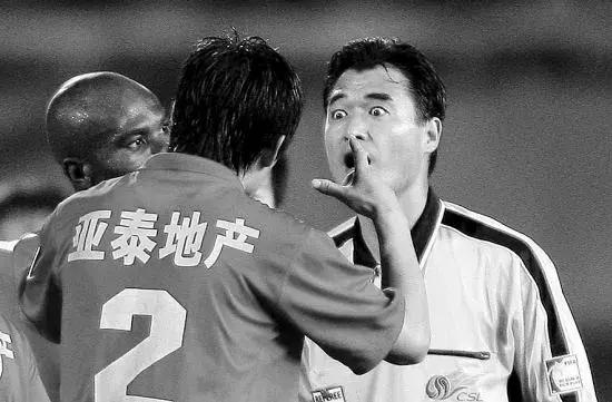 中国足坛四大臭名昭著的裁判,足坛史上十大争议判罚