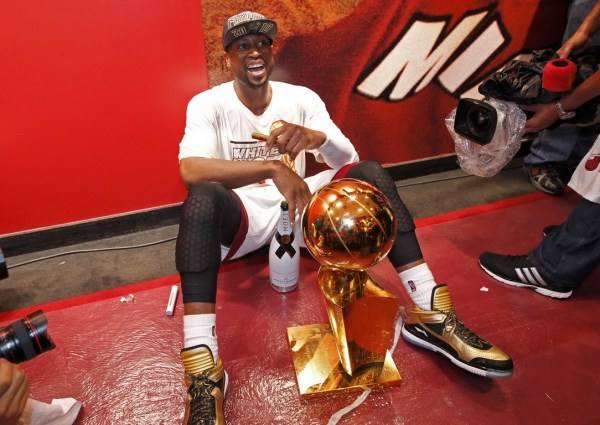 迈阿密退役23号球衣,迈阿密23号球衣谁的